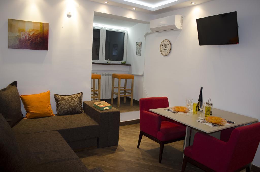 Nikola'S Apartment Belgrade Exterior photo